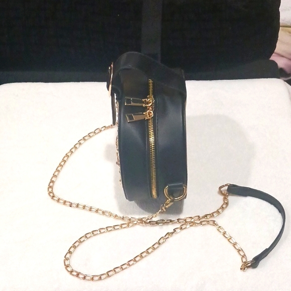 Trendy Fashion Purse. - Picture 5 of 8